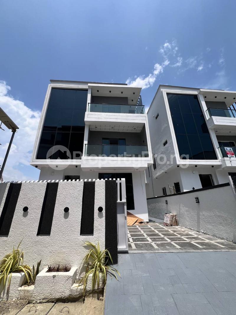 5 bedroom House for sale Ologolo Lekki Lagos
