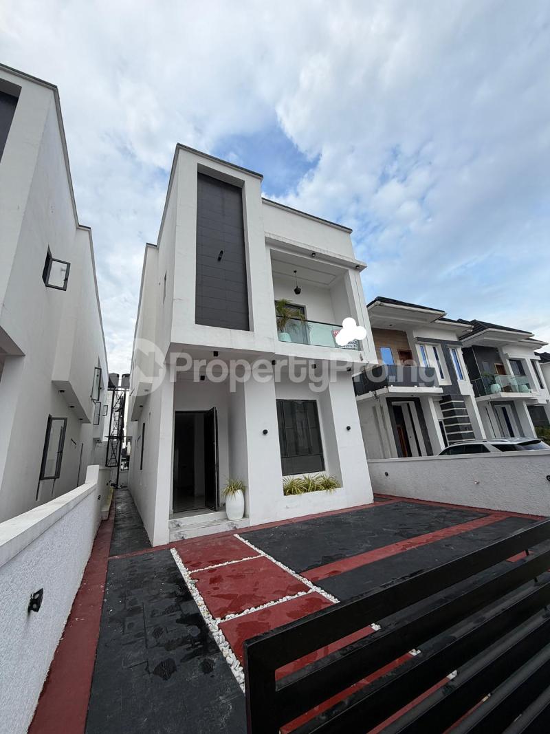 5 bedroom House for sale Fam City Estate Ajah Lagos