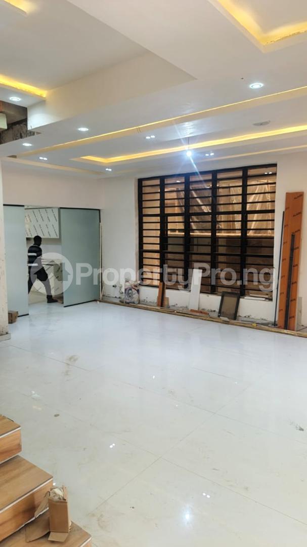 5 bedroom Flat / Apartment for sale Oregun Ikeja Lagos