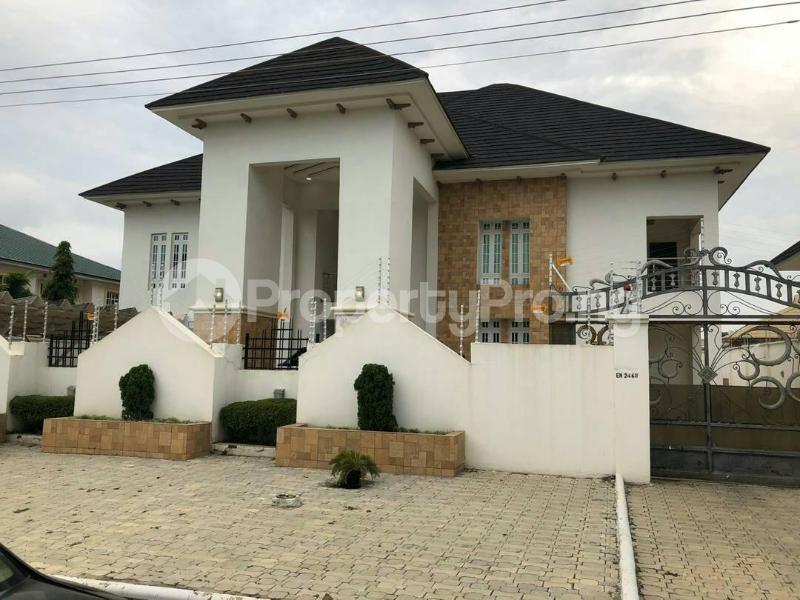 6 bedroom House for sale Gwarinpa Abuja
