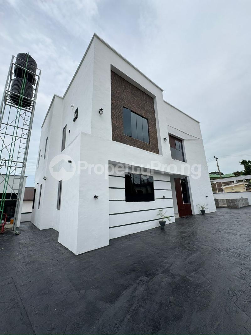 4 bedroom House for sale Onikoko Gra, Off Custom Road Agodi Ibadan Oyo