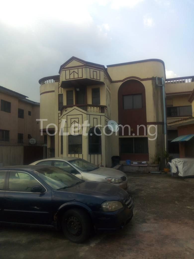 3 bedroom House for rent Off Ore Salako Close, Morgan estate Ojodu Lagos