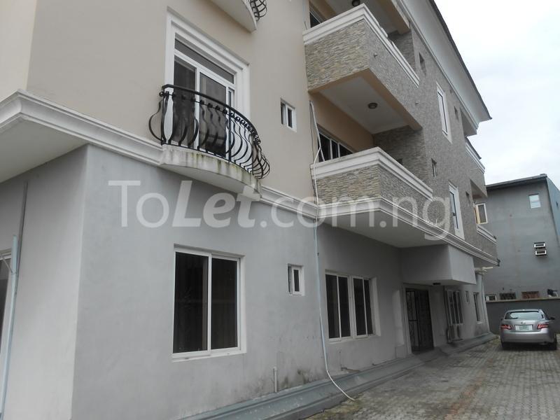 3 bedroom Flat / Apartment for rent After 4th Roundabout Lagos