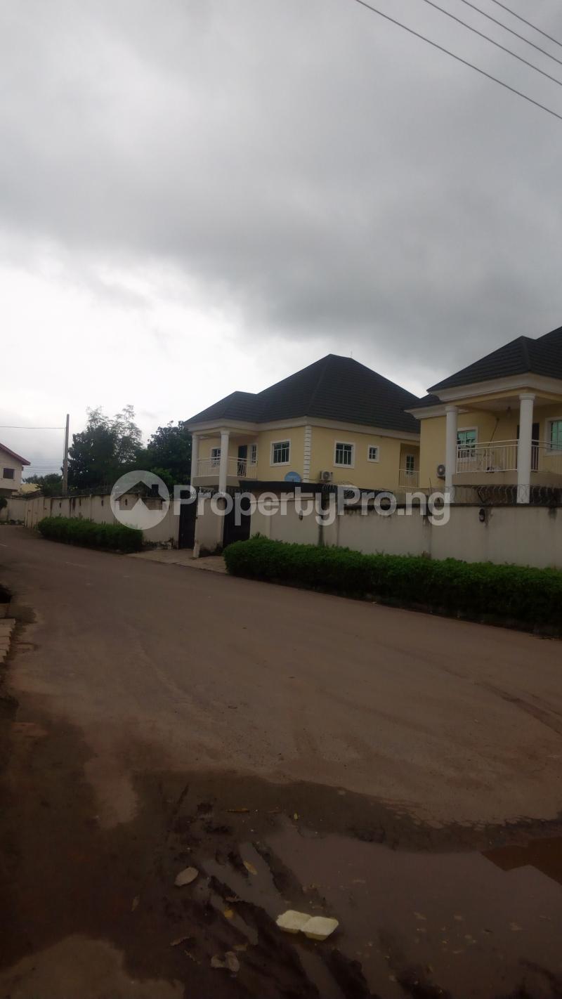 5 bedroom House for sale Golf Estate Gra Enugu Enugu
