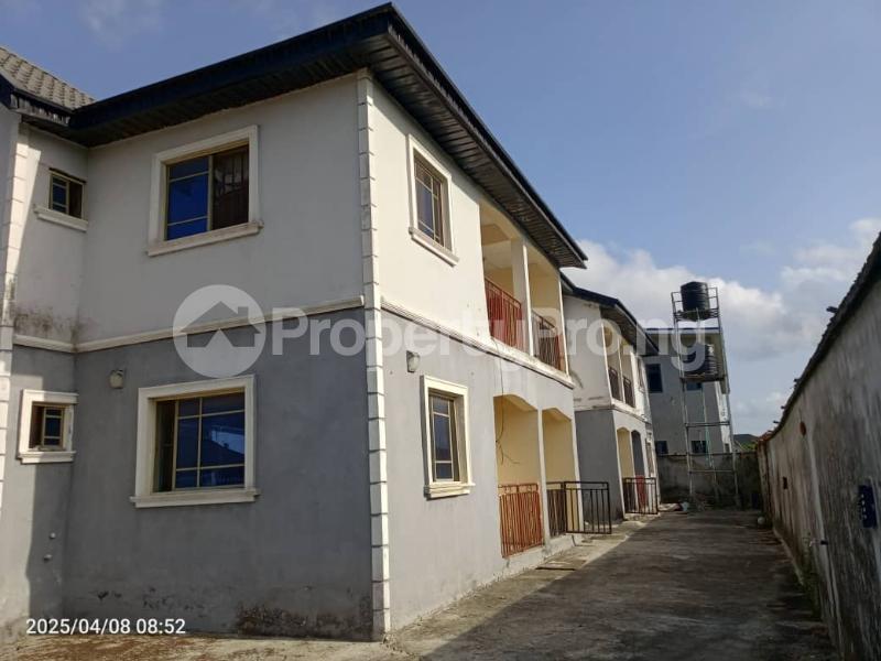 8 bedroom House for sale Ogunfayo Eputu Ibeju-Lekki Lagos - 0