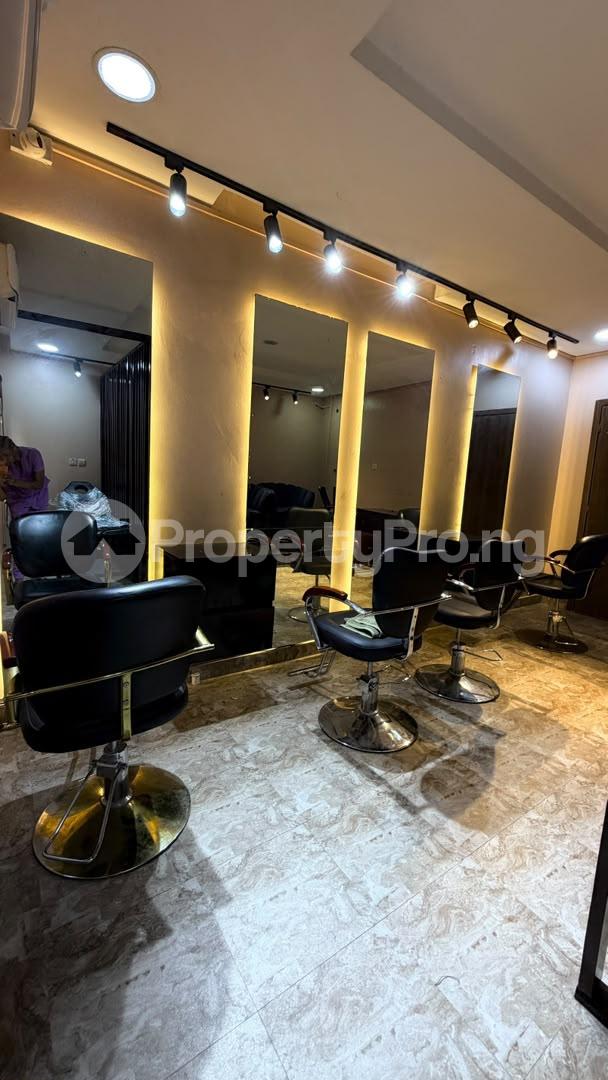 Commercial Property for rent Godson Ilodianya Close ONIRU Victoria Island Lagos