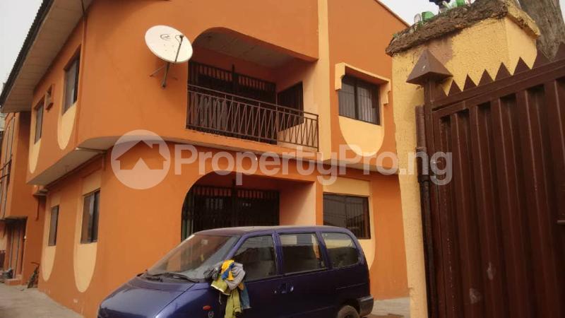 3 bedroom Flat / Apartment for sale Akintunde Cole Close Ago palace Okota Lagos