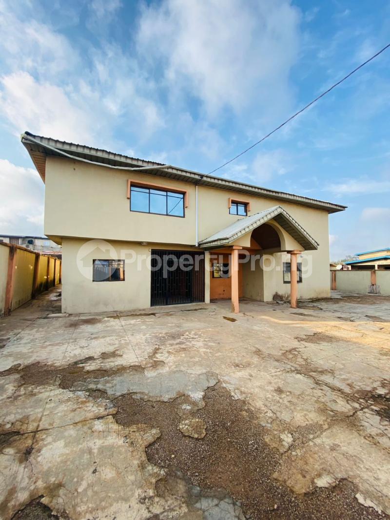 8 Bedroom House in Bodija Ibadan Oyo House for sale in ibadan House