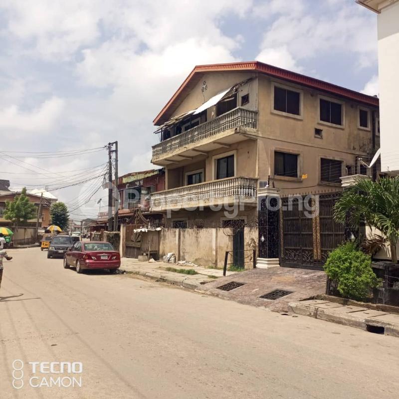 3 bedroom House for sale Alagomeji Yaba Lagos