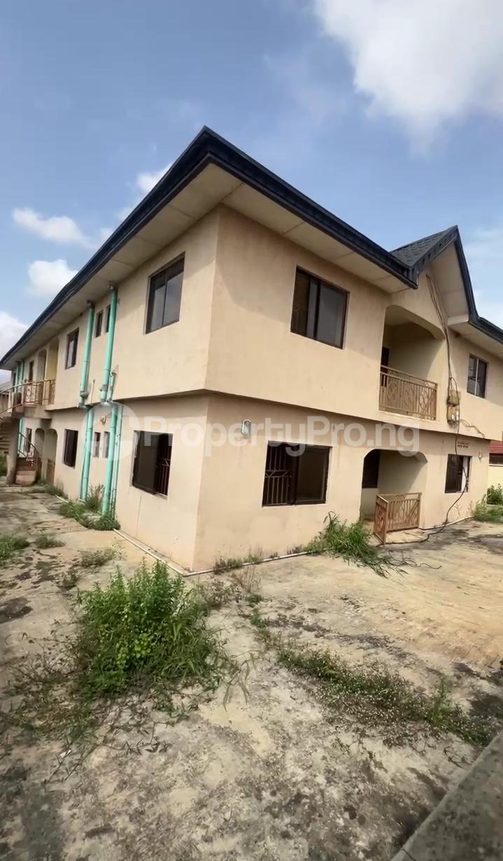 3 bedroom House for sale Ado Quarters Behind Bollad Event Center, Akala Express Ibadan Oyo