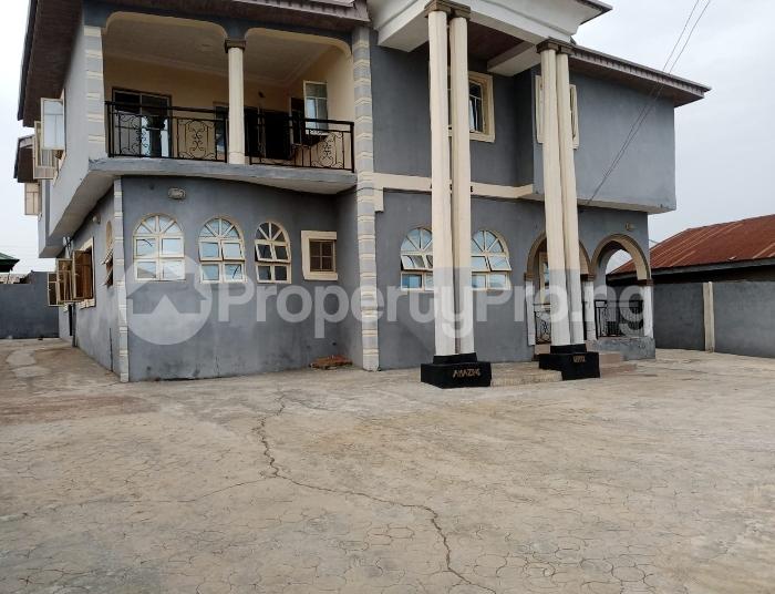 3 bedroom House for sale Oluwo New Ife Road Iwo Rd Ibadan Oyo
