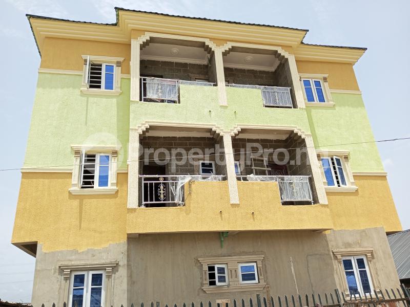 1 bedroom Flat / Apartment for rent Off Kayode Street, Bariga Shomolu Lagos
