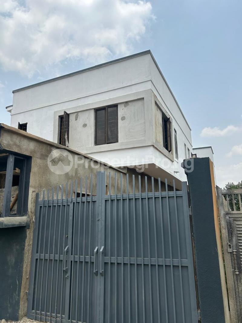 2 bedroom Commercial Property for rent Mende Maryland Lagos