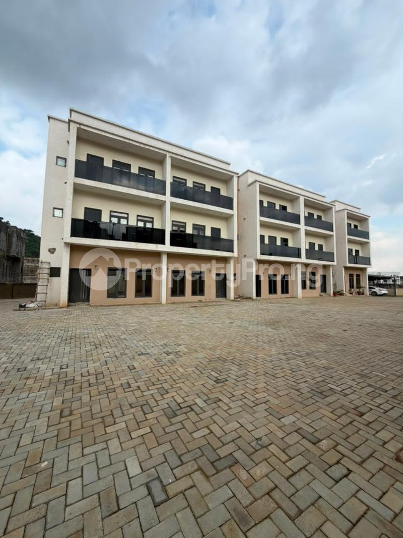 4 bedroom House for sale Diplomatic Zone. (video Of The Apartment Is Available) Katampe Extension Katampe Abuja
