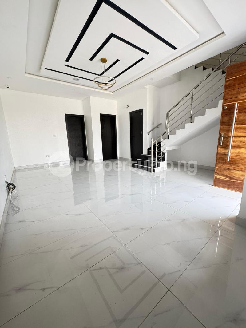 4 bedroom House for sale Chevron Lekki Lagos