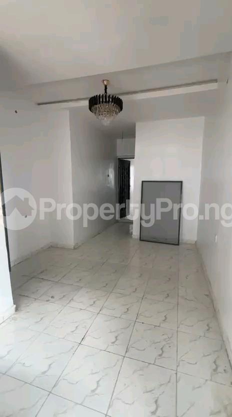 2 bedroom Flat / Apartment for rent Off Agbebi Road Ijesha Surulere Lagos