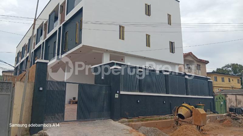 4 bedroom House for sale Maryland Lagos