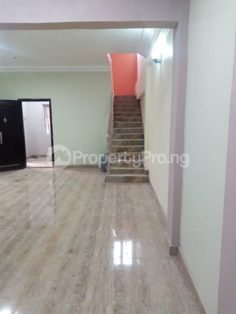 3 bedroom House for rent Off Ramatu Street Medina Estate Medina Gbagada Lagos