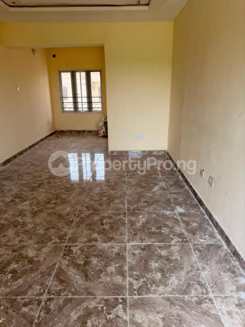2 bedroom Flat / Apartment for rent Idu Karmo Abuja, After Nizamiyel Hospital (video Is Available) Idu Abuja