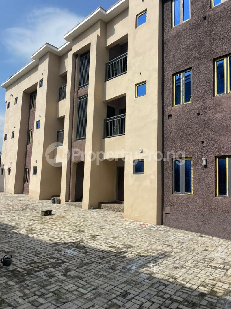 3 bedroom Flat / Apartment for rent Jahi District Abuja (video Of The House Is Attached) Jahi Abuja - 0
