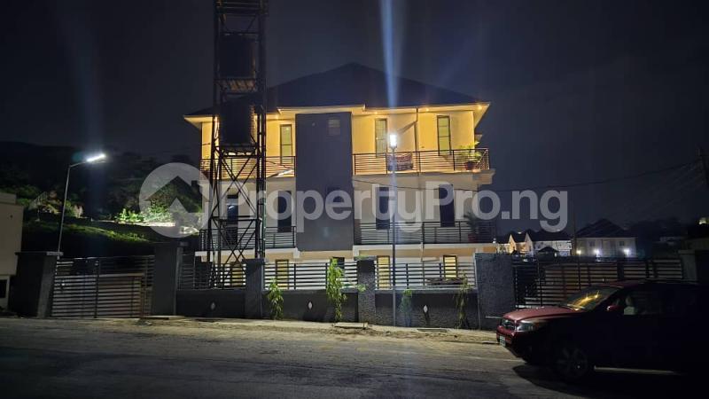 3 bedroom Flat / Apartment for rent After Coza Church. ( Video Of The House Is Attached) Guzape Abuja