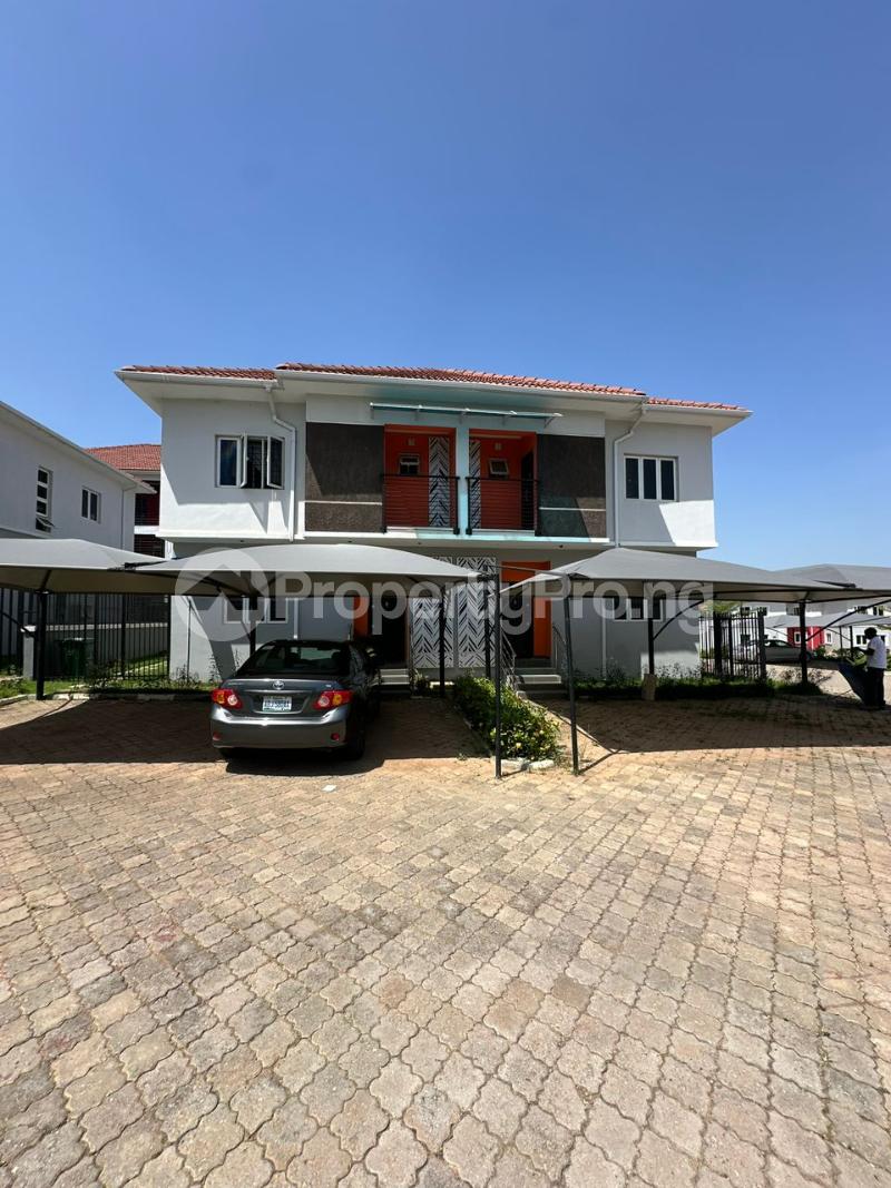 3 bedroom House for sale Idu Karmo District After Turkish Hospital (nizamiyel Hospital) Idu Abuja