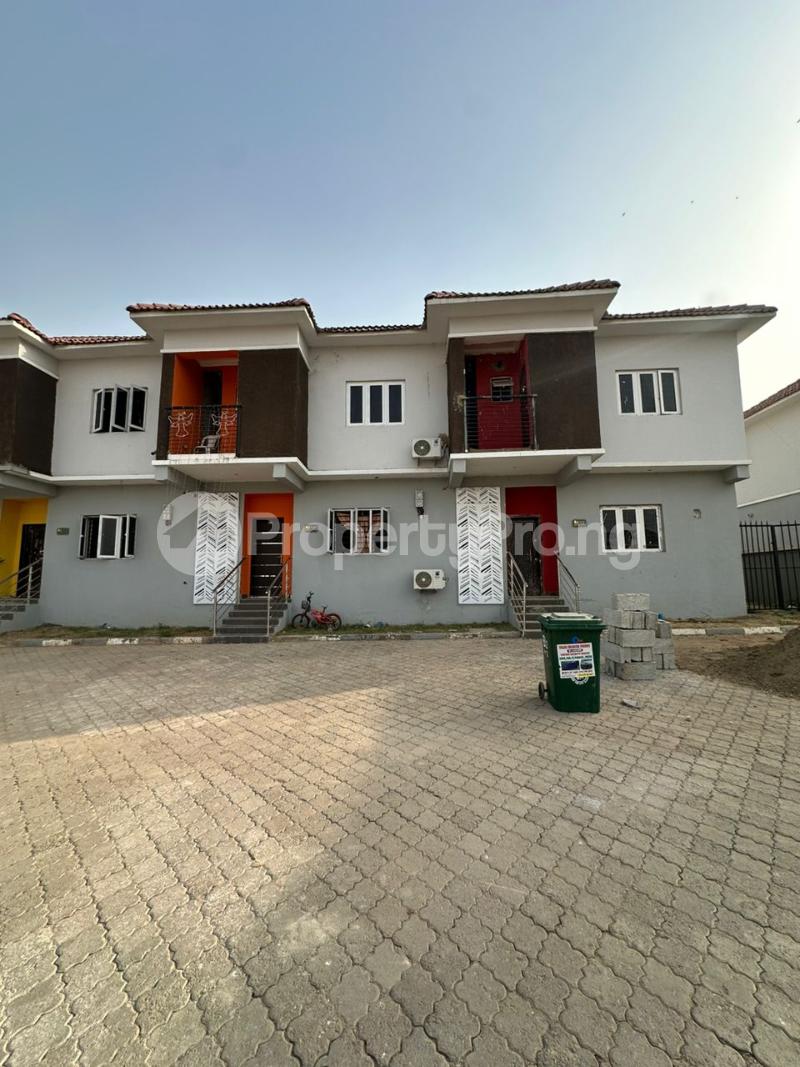 3 bedroom House for sale Idu Karmo District After Turkish Hospital (nizamiyel Hospital) Idu Abuja