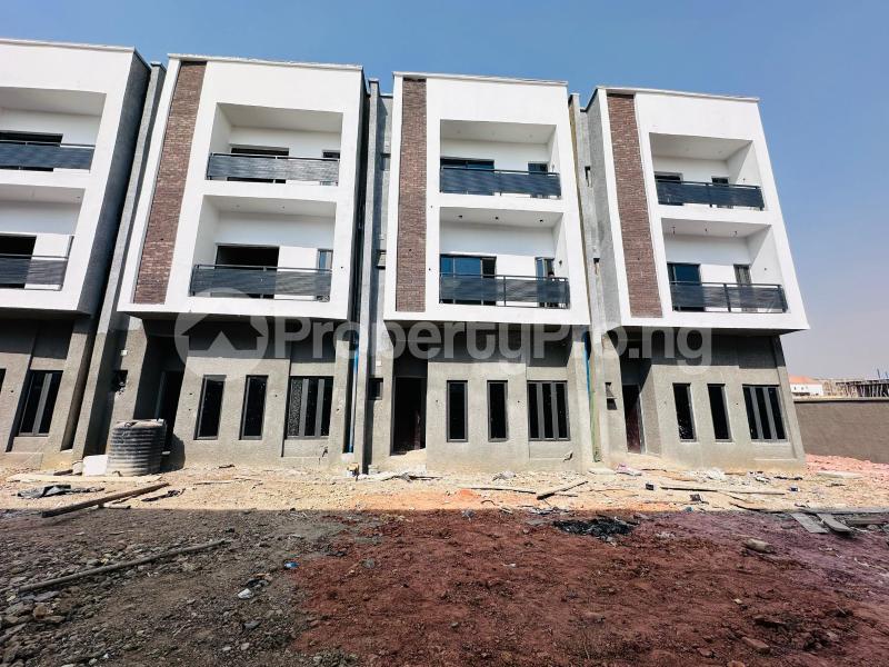 4 bedroom House for sale Jahi District Abuja (video Of The House Is Attached) Jahi Abuja