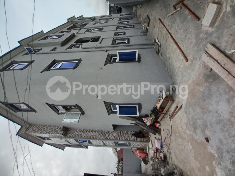 2 bedroom Flat / Apartment for rent Close To Ikorodu Road Jibowu Yaba Lagos
