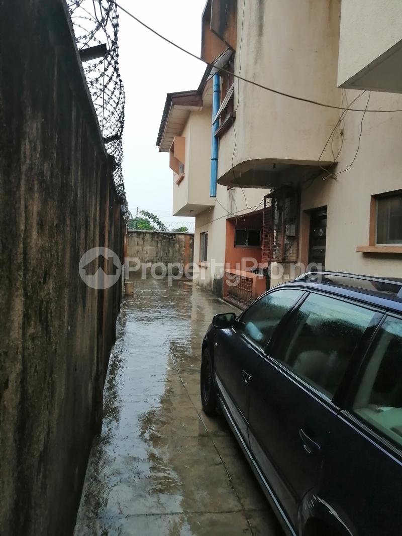 House for sale Fagbile Estate, Ijegun Road, Ijegun. Ijegun Ikotun/Igando Lagos