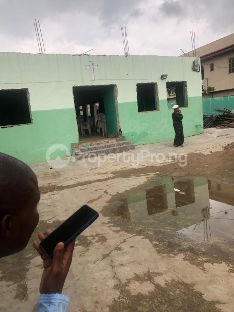 House for sale At Yakubu Street CMD Road Kosofe/Ikosi Lagos