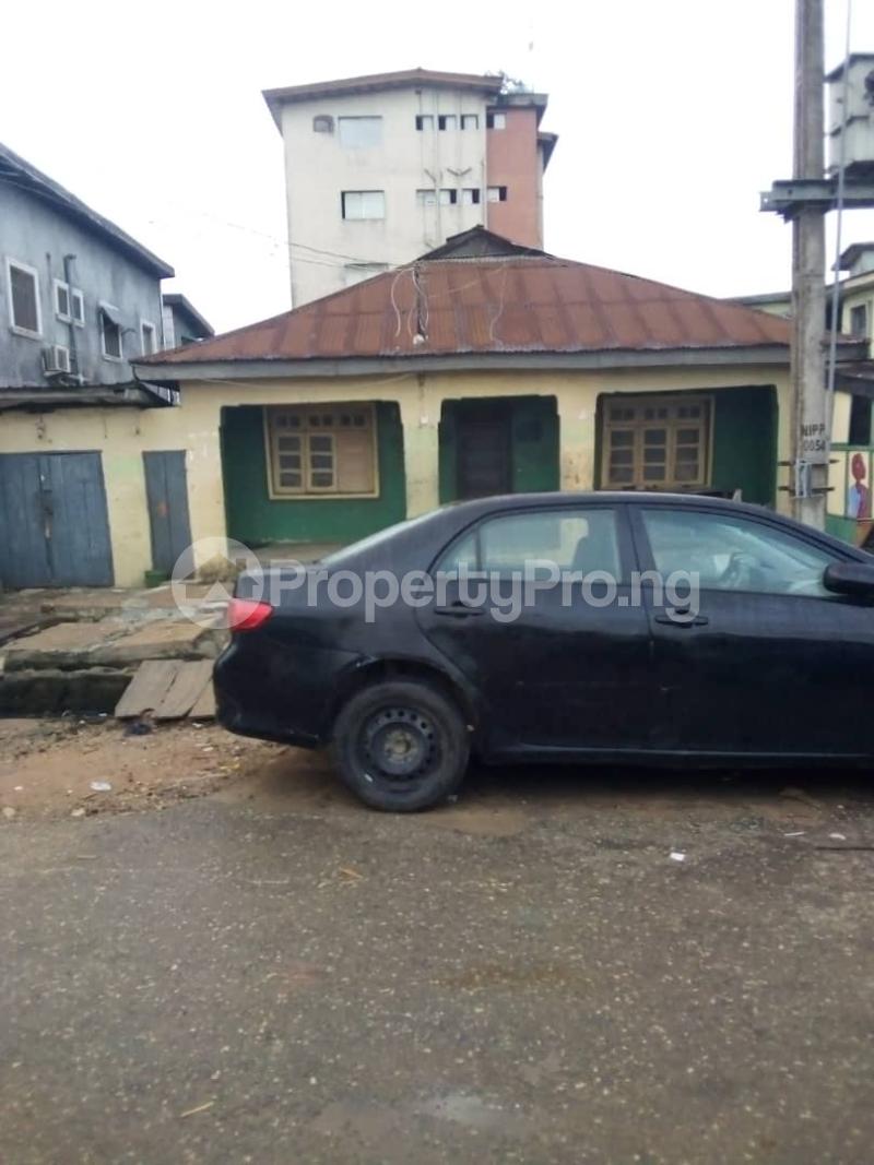 House for sale Off Palm Avenue Ladipo Mushin Lagos
