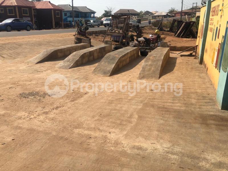 Commercial Property for rent Olonde, Ologuneru. Eleyele Ibadan Oyo