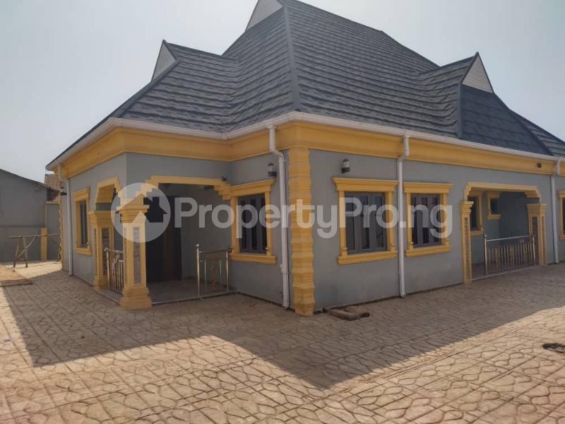 3 bedroom House for sale Wire And Cable, Olude Apata Ibadan Oyo