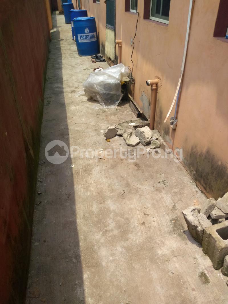 1 bedroom Flat / Apartment for rent Off Oworo Road Oworonshoki Gbagada Lagos