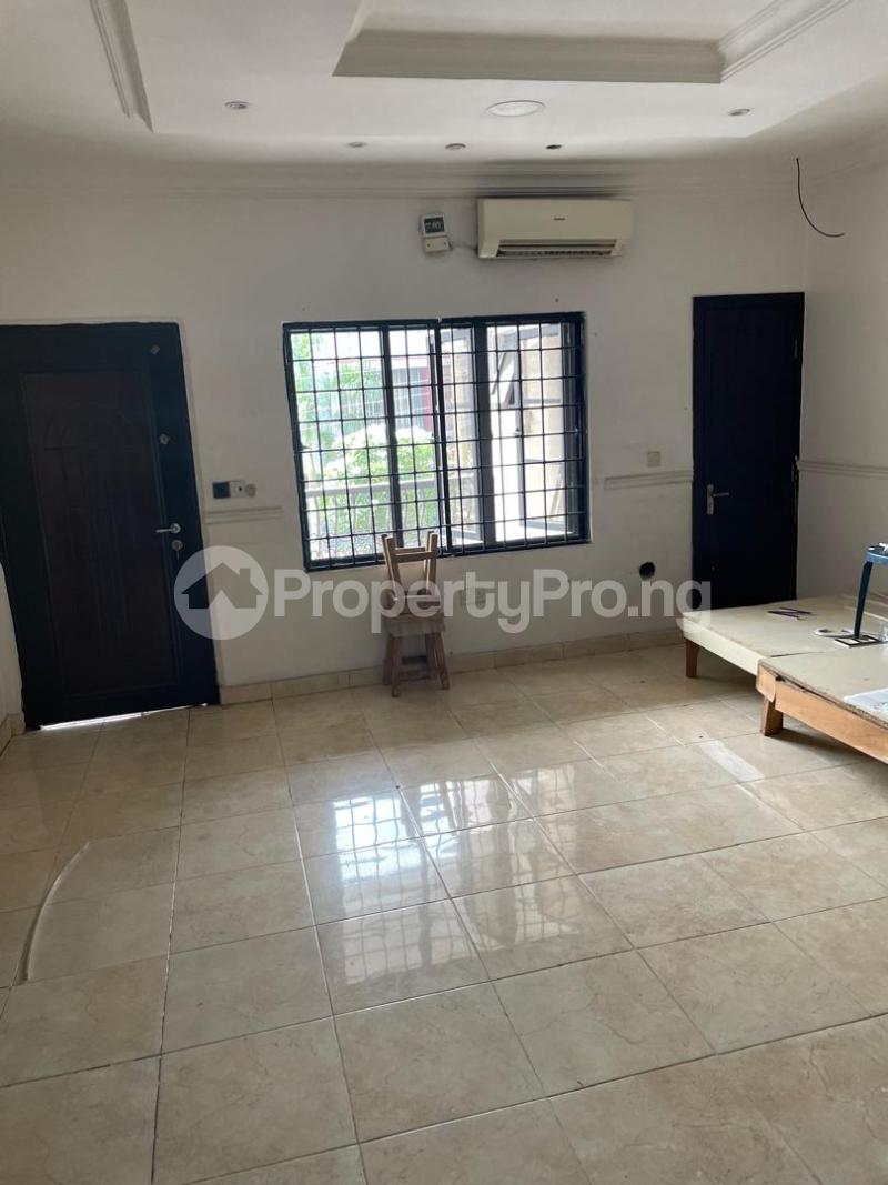 3 bedroom House for rent At Johnson Omorinre Lekki Phase 1 Lekki Lagos