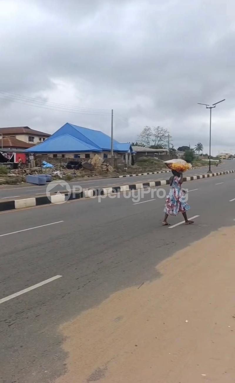 Land for sale Kuola, Olakunle, Ibadan Akala Express Ibadan Oyo