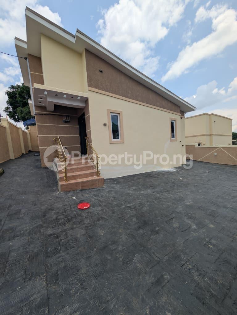 3 bedroom House for sale Behind Owu Crown Hotel, Along Monatan, Iwo Road Ibadan (just 2minutes To Iwo Road Express). Iwo Rd Ibadan Oyo