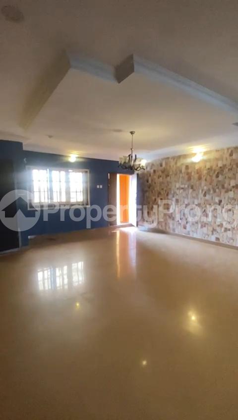 3 bedroom Flat / Apartment for rent Sholuyi, Gbagada Lagos