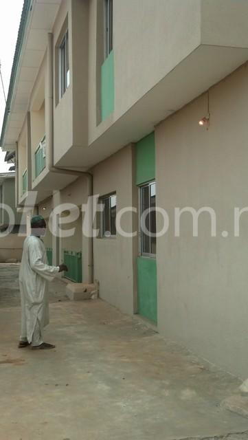 3 bedroom Flat / Apartment for rent   Alagbado Abule Egba Lagos