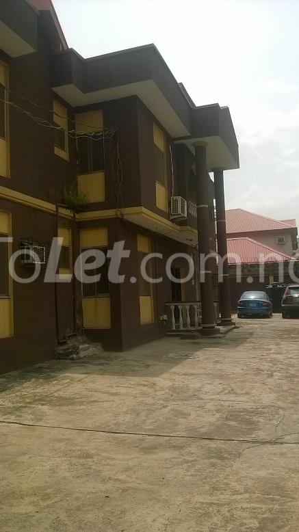 3 bedroom Flat / Apartment for rent 16, Ogunye Street Magodo Kosofe/Ikosi Lagos