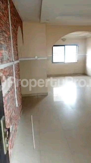 3 bedroom Flat / Apartment for rent Medina Estate, Gbagada Shomolu Shomolu Lagos