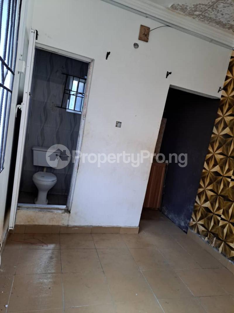 1 Bedroom Flat / Apartment in Obanikoro Shomolu Lagos Flat