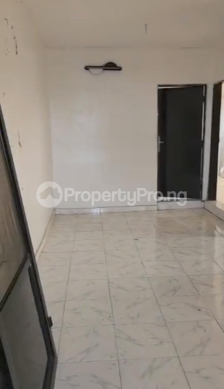 2 bedroom House for rent Alagomeji Yaba Lagos