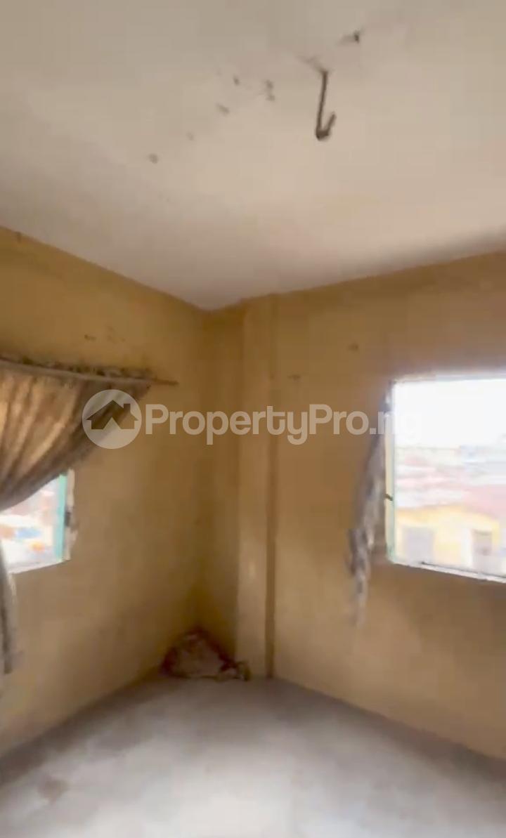 3 bedroom House for rent Off Ilaje Road Bariga Lagos