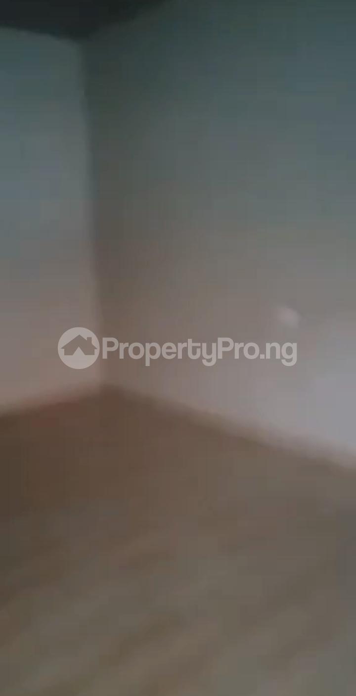 2 bedroom House for rent Off Pedro Road Shomolu Lagos