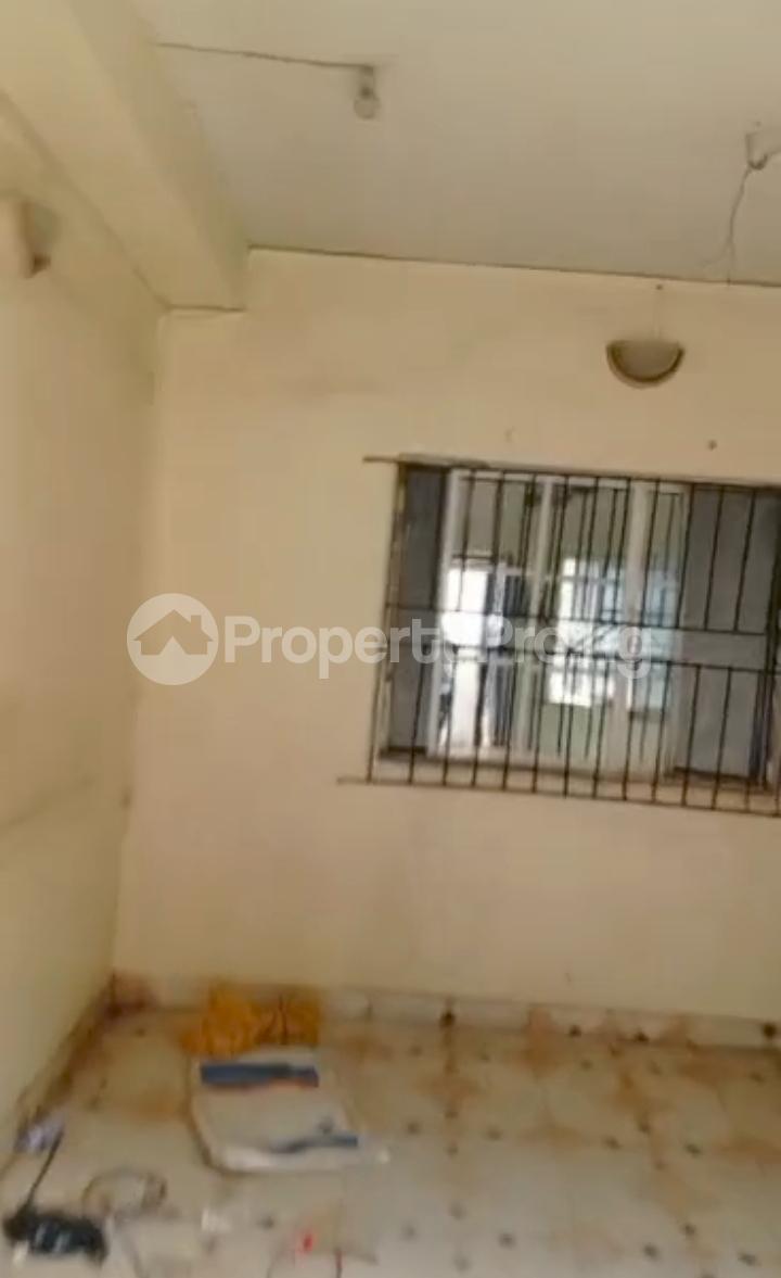 2 bedroom House for rent Adekunle Yaba Lagos
