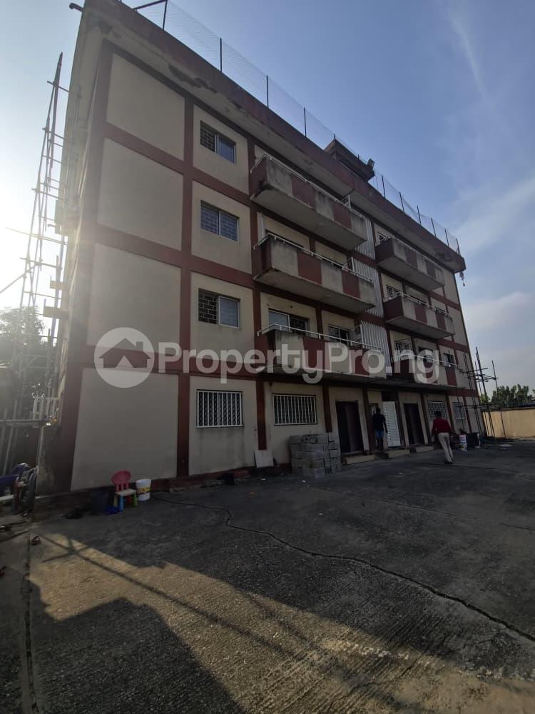 2 bedroom House for rent Mende Maryland Lagos