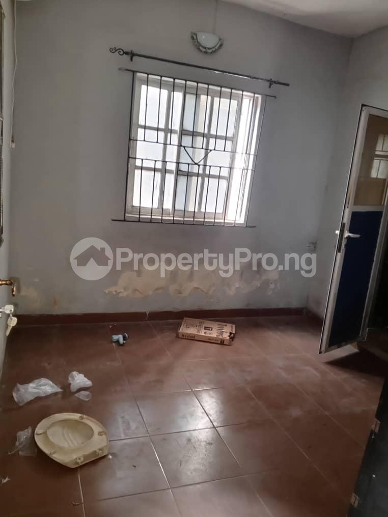 2 bedroom House for rent Adekunle Yaba Lagos