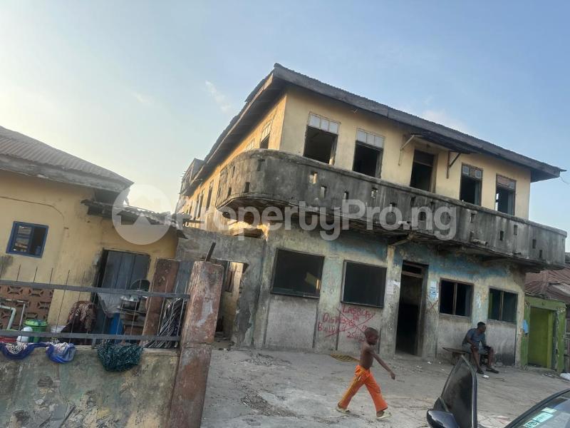 Land for sale Oloruntosin Mushin Lagos
